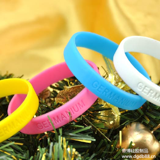 硅膠手環2.jpg 硅膠手環2.jpg